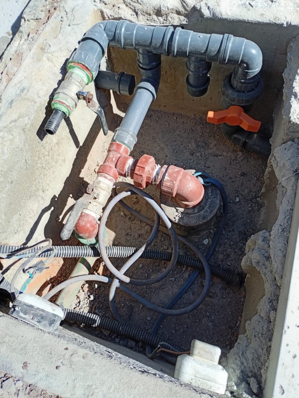 Conexiones de filtro y bomba